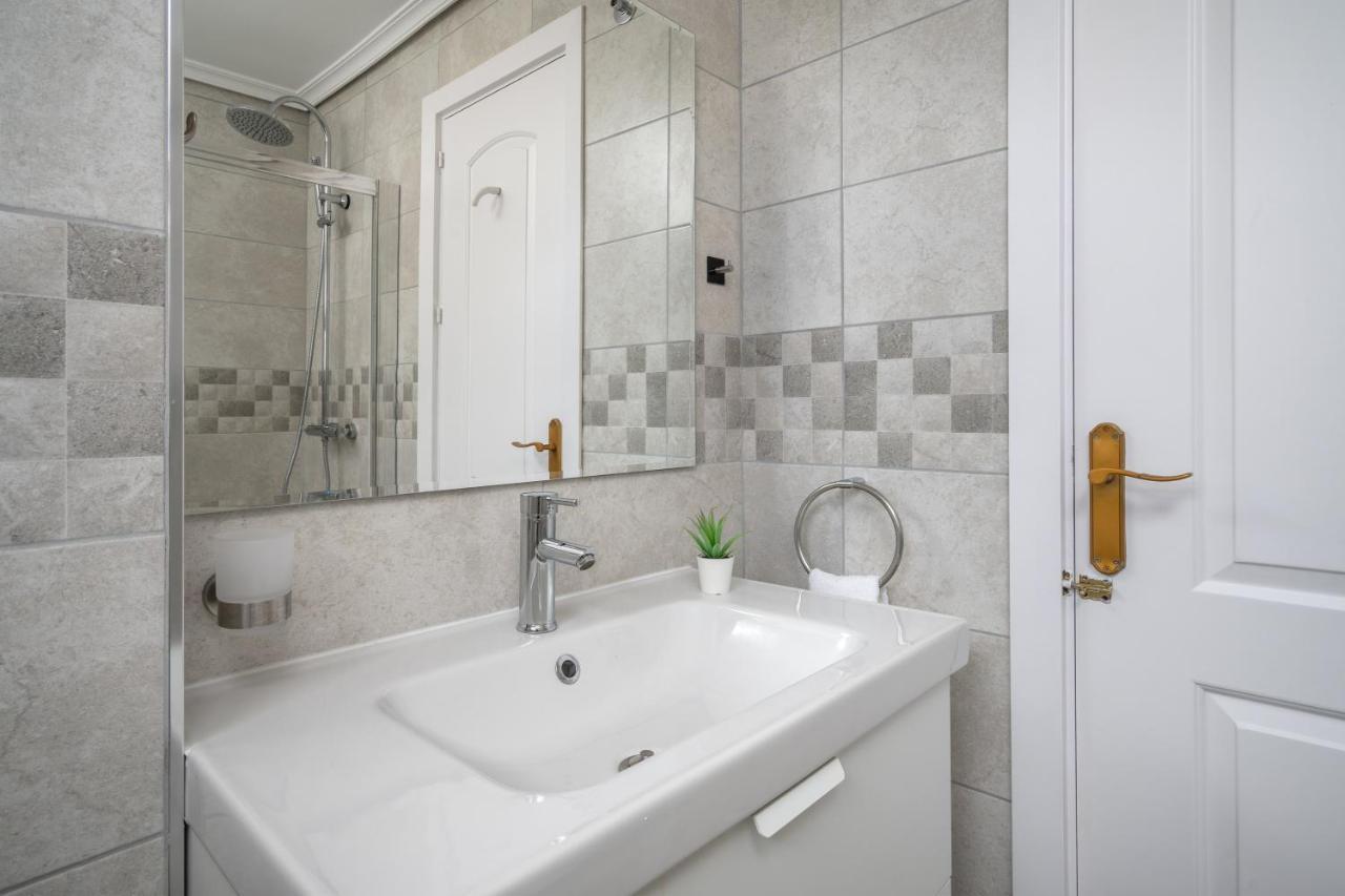 Stunning 3Br Flat Near Beach And Puerto Marina By Costarentals - Ref 150 Benalmádena Exterior photo